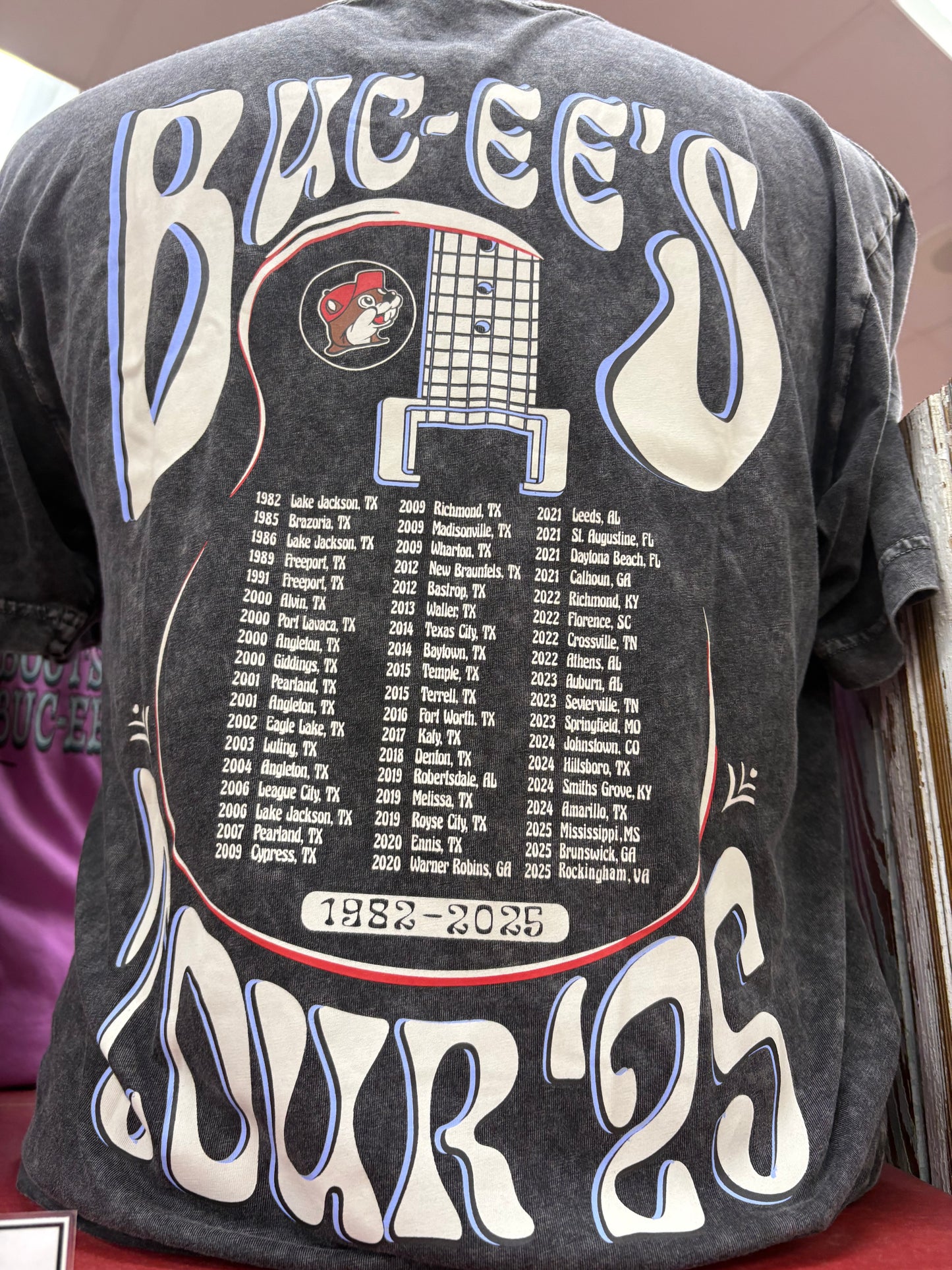 Buc-ee’s Dark Gray Adult Buc-ee’s Tour ‘25