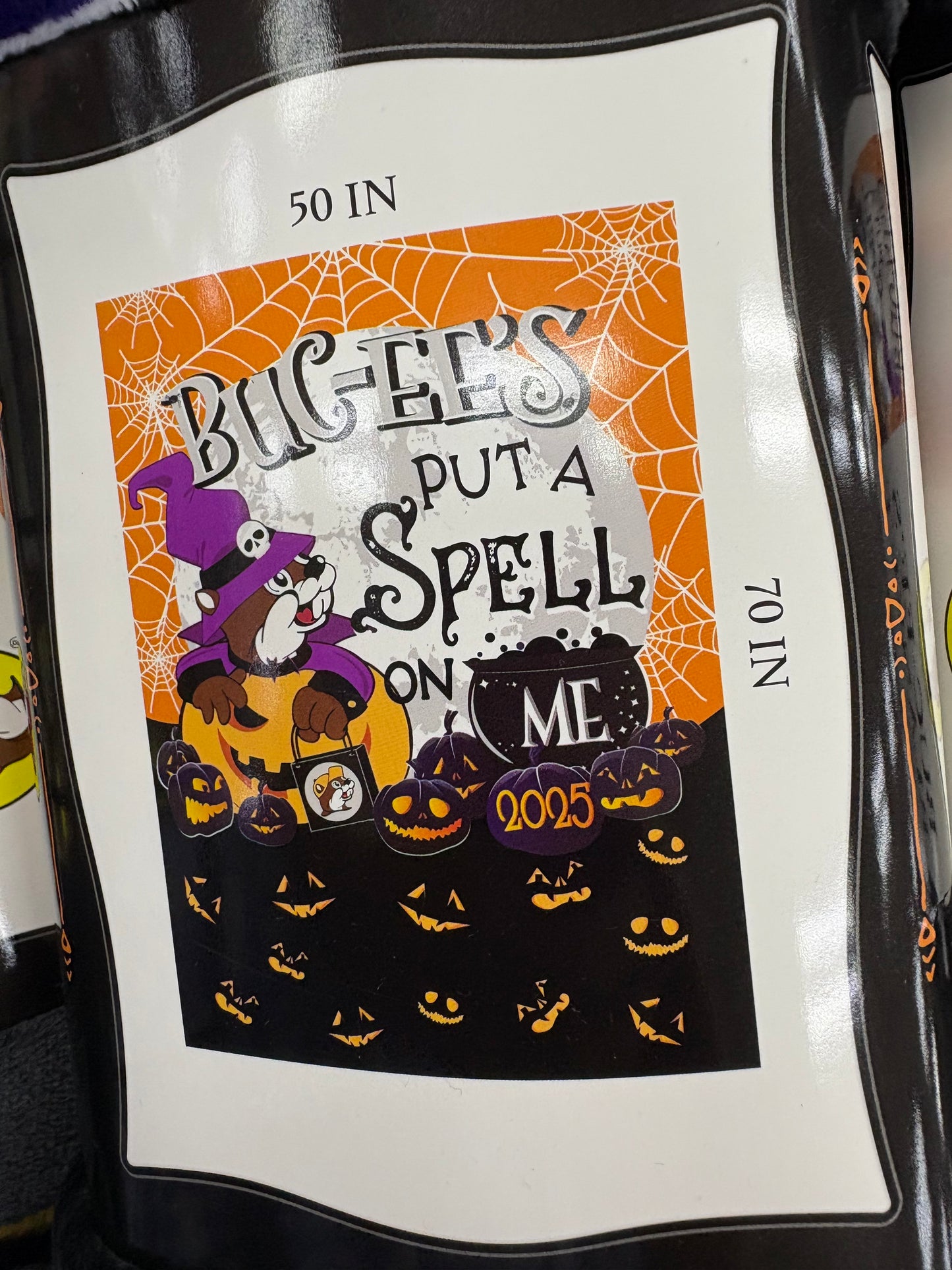Buc-ee’s Halloween 50” x 70” Plush Blanket “Buc-ee’s Put A Spell On Me”