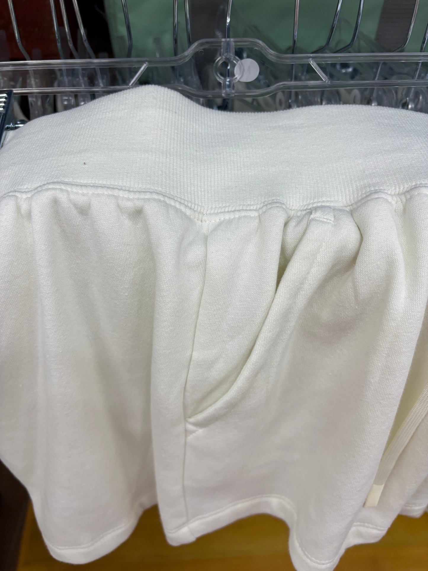 Buc-ees Spring Collection Adult White sweat-shorts with Pockets and Buc-ees Logo. Sizes Small-XXXLarge