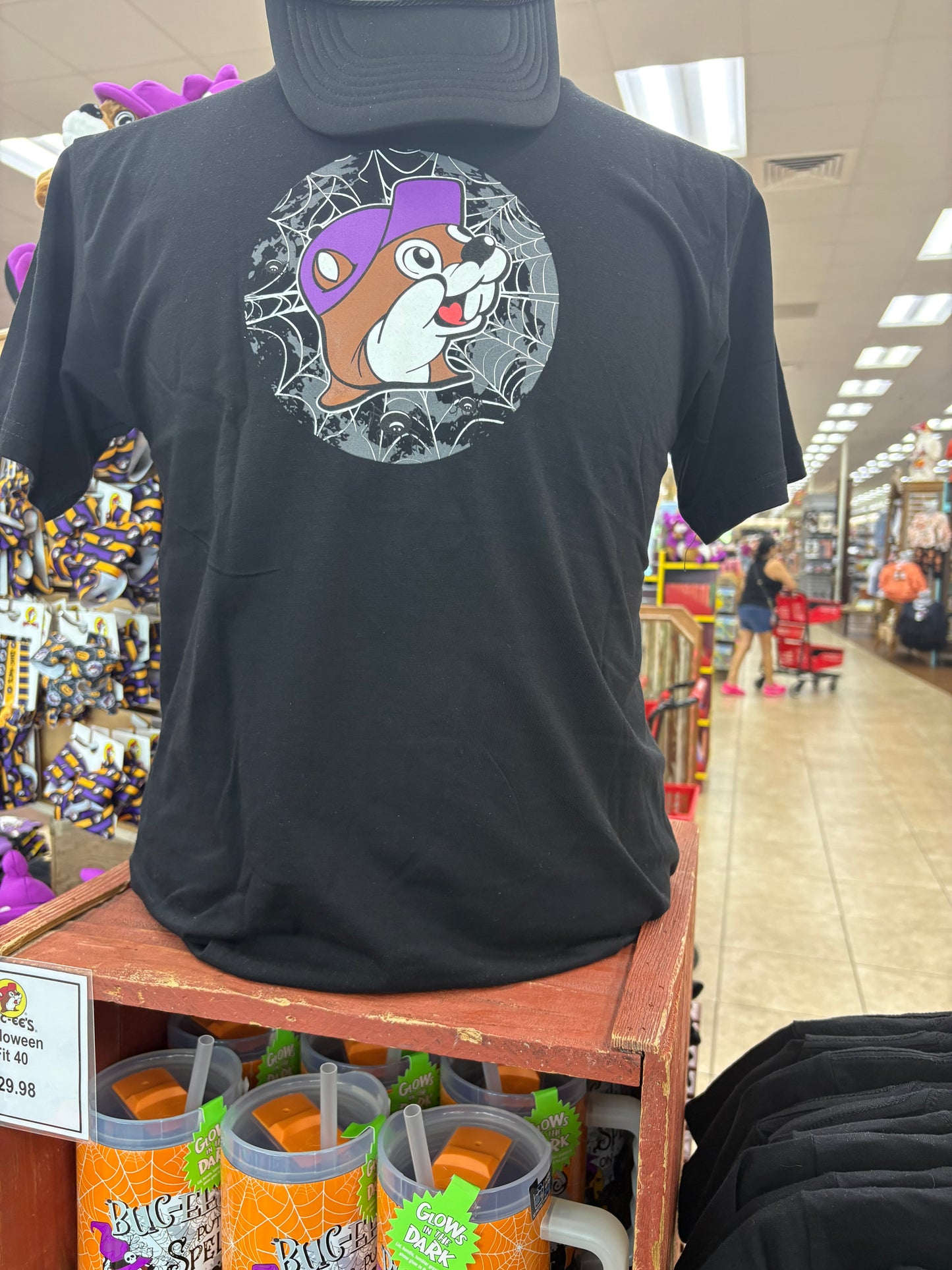 Buc-ee's 2025 Adult "Buc-ee's Put A Spell on Me" Halloween T-Shirt