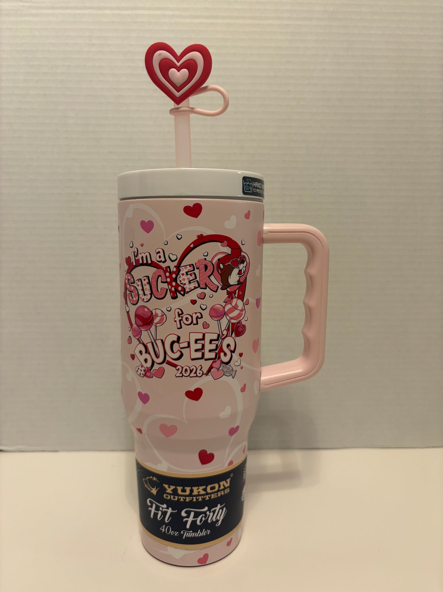 Buc-ee’s Valentine 2026 I’m a Sucker for Buc-ee’s” 40oz Tumbler with Lid and Straw