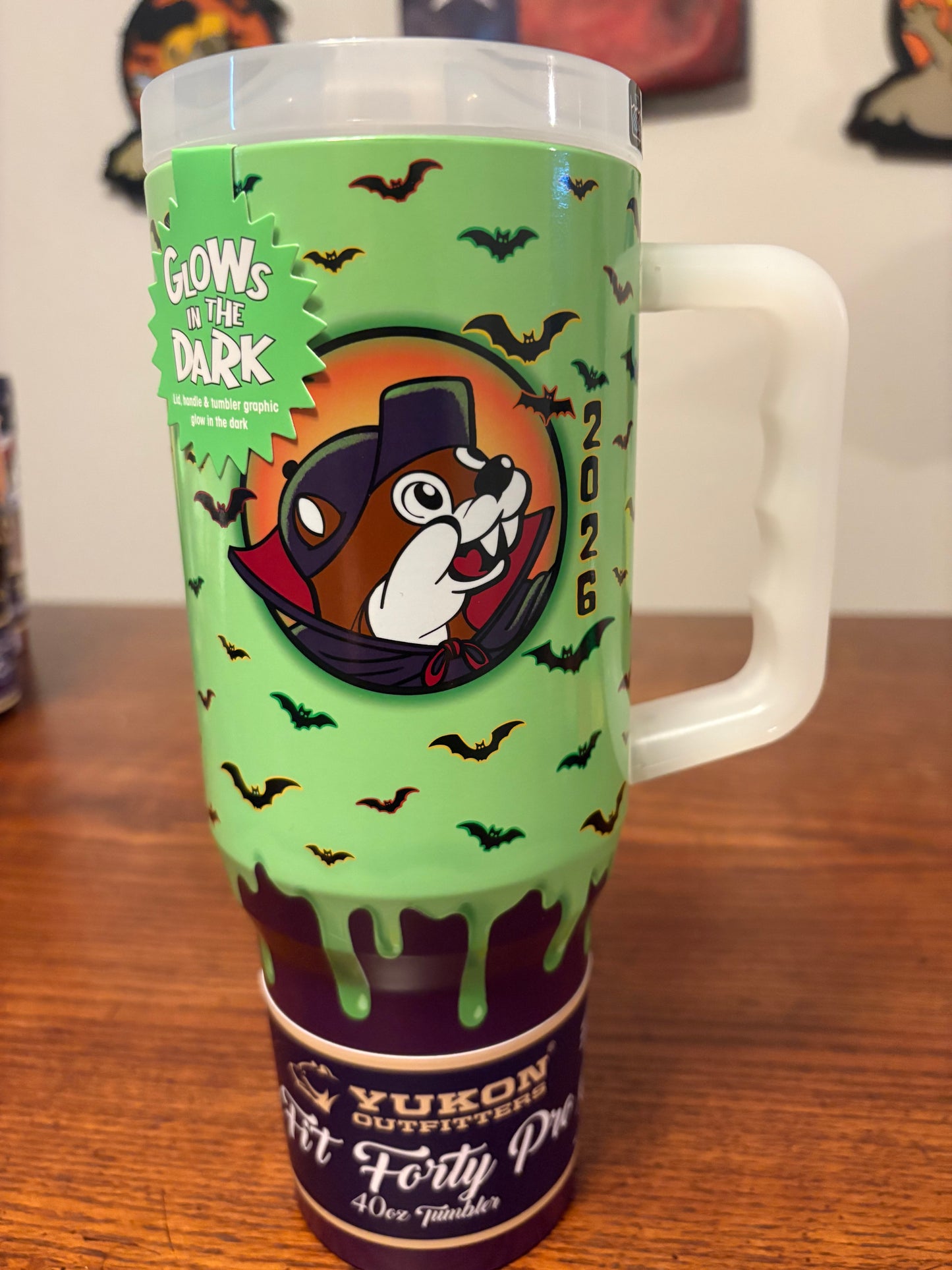 Buc-ee’s 2026 Limited Edition Glow in the Dark 40oz Tumbler