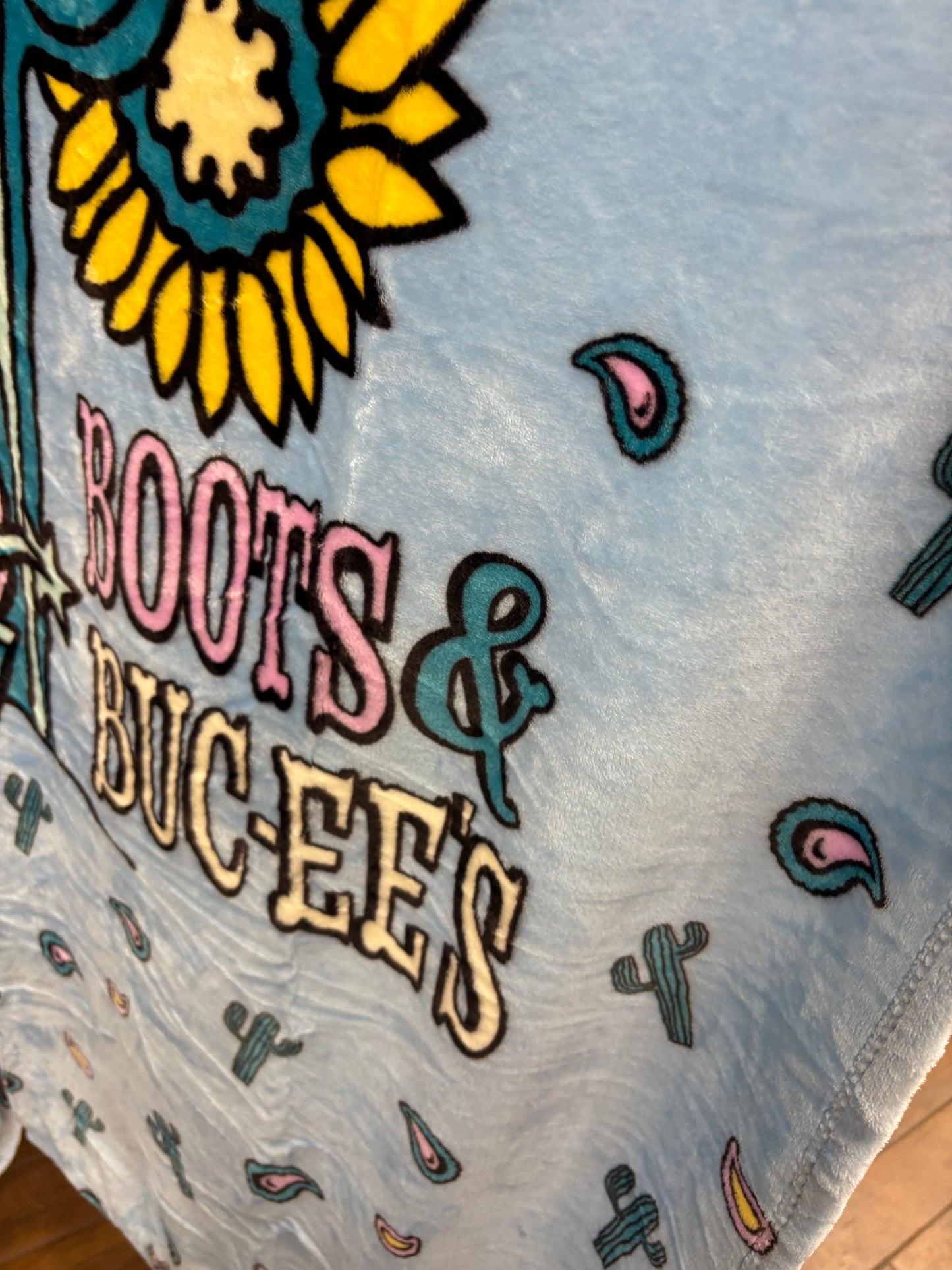 Buc-ee’s Ultra Soft “Boots & Buc-ee’s” 50x70” Blanket