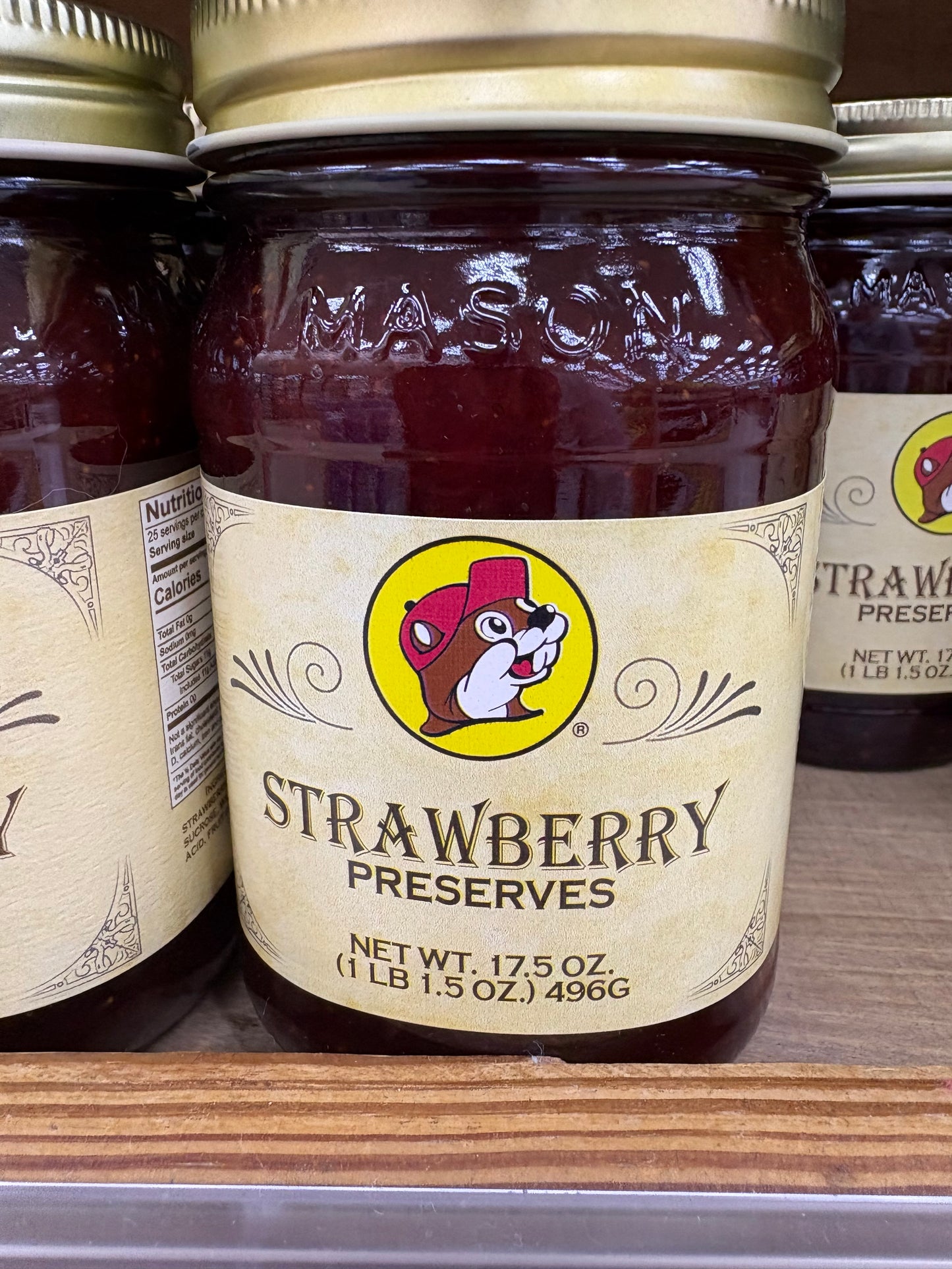 Buc-ees Strawberry Preserves 17.5 oz Glass Jar
