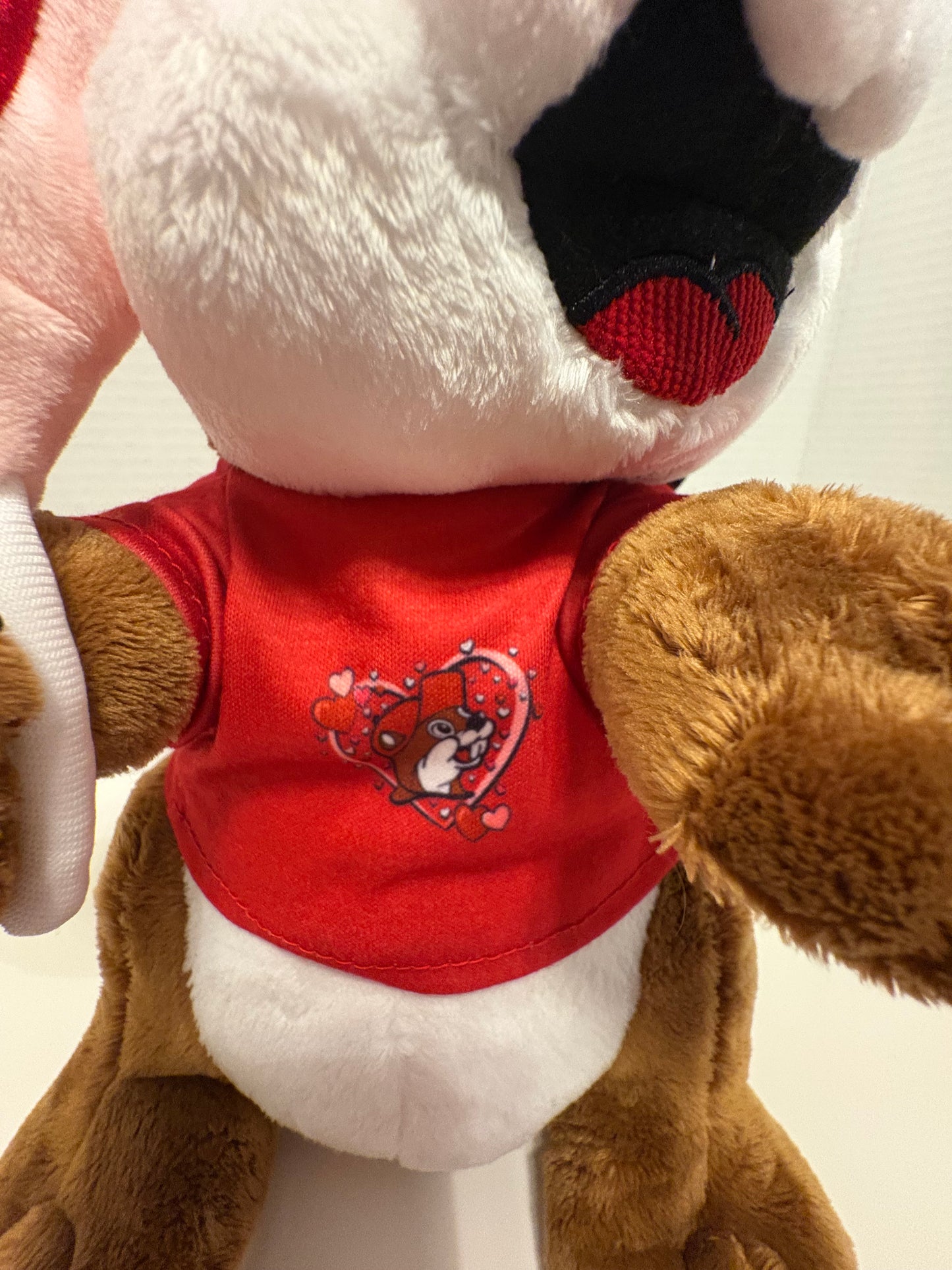 Buc-ee’s 2026 Valentine “I’m a Sucker for Buc-ee’s “Beaver
