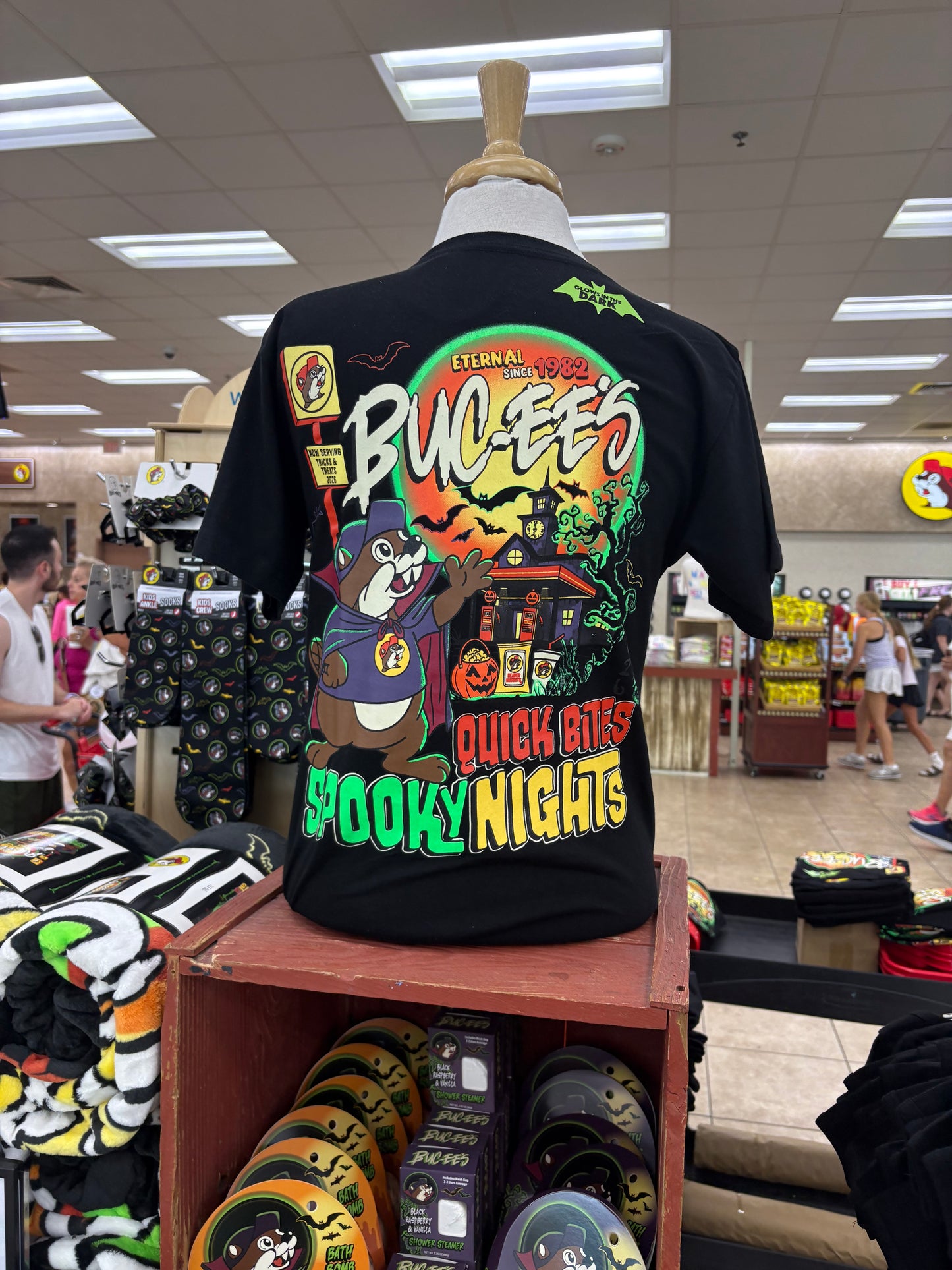 Buc-ee’s 2026 Limited Edition Halloween T-Shirt